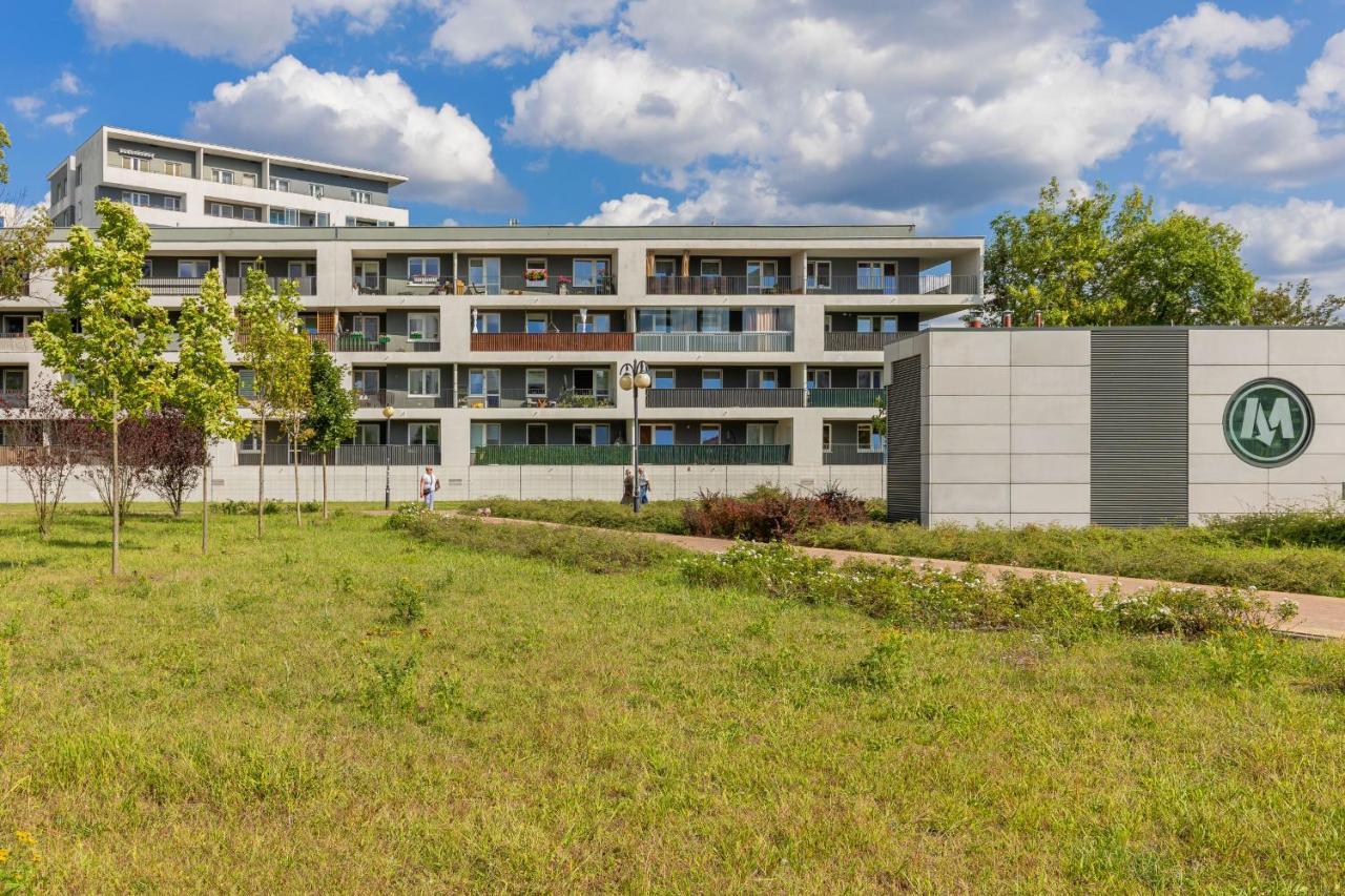ורשה Metro Targowek Spacious Apartment With Parking By Noclegi Renters מראה חיצוני תמונה